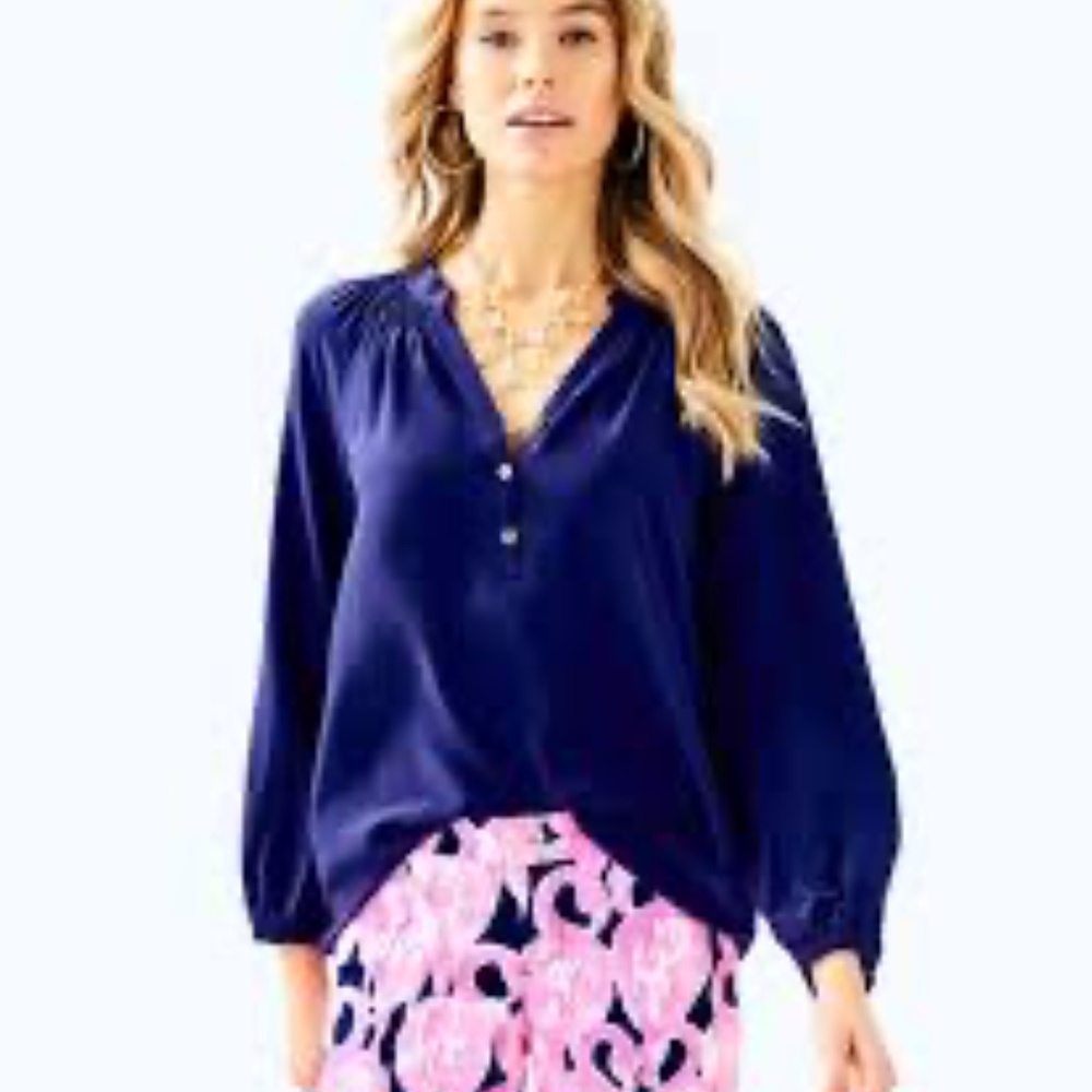 Lilly Pulitzer Navy Elsa silkTop EUC M navy blue
